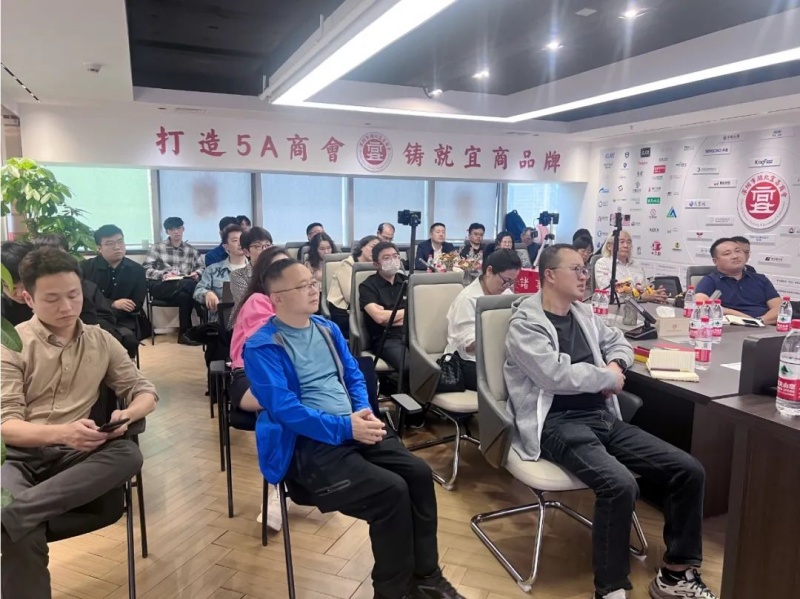 南方略咨詢?yōu)樯钲谑泻币瞬虝?huì)帶來《LTC從線索到回款營銷流程變革》主題培訓(xùn)5